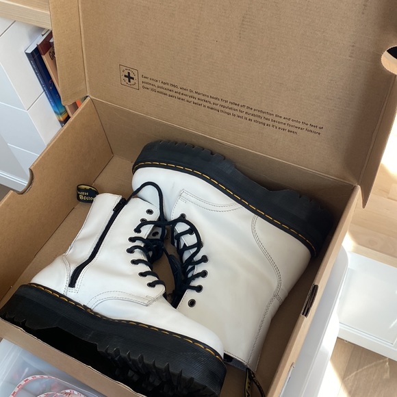 Jadon Boot Smooth Leather Platforms - Picture 2 of 16